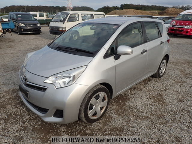 Toyota ractis 2013