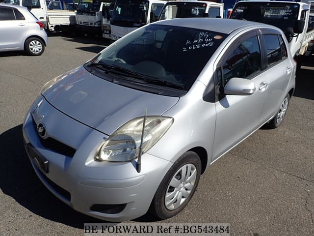 Toyota vitz 2008 год