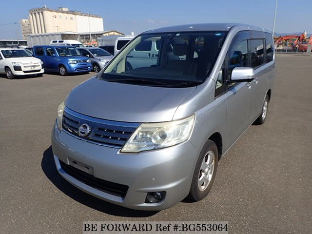 Nissan serena 2008