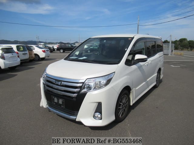 TOYOTA Noah