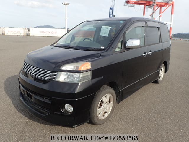 Toyota voxy 2003