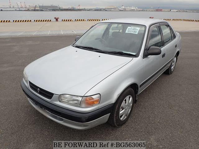 TOYOTA Corolla Sedan