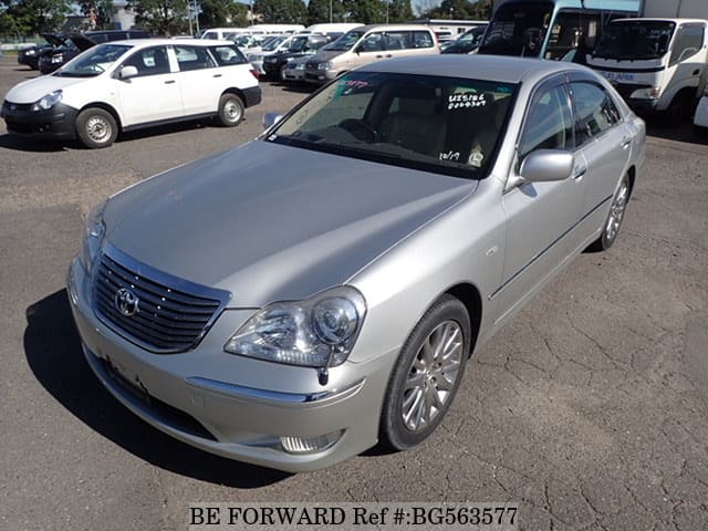 Toyota crown majesta 2004