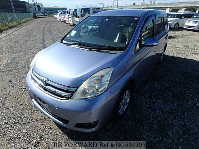 Toyota isis 2009