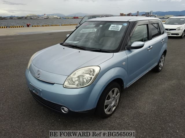 Mazda verisa 2005