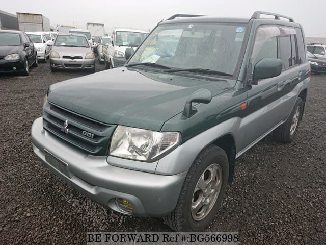 Mitsubishi pajero io 2001