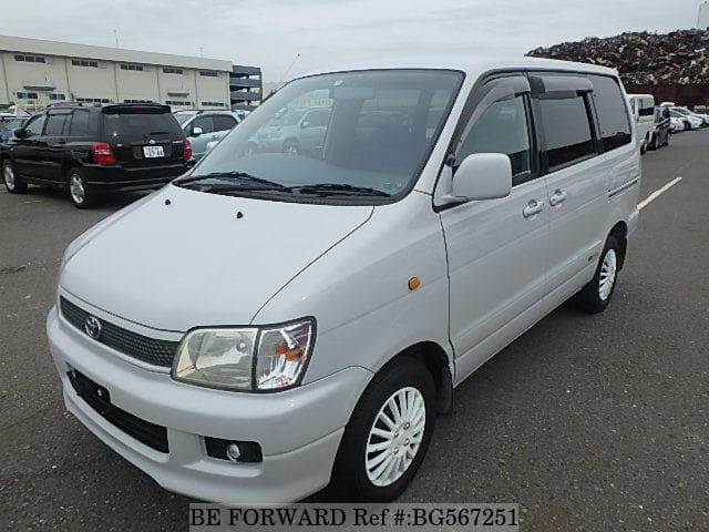 Toyota liteace noah
