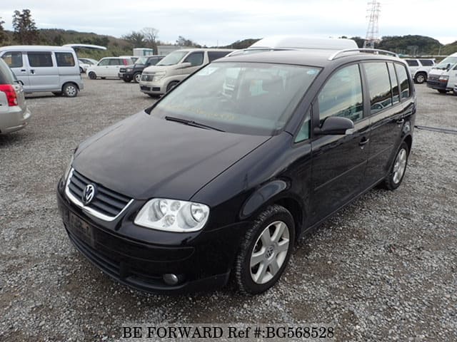 VOLKSWAGEN Golf Touran