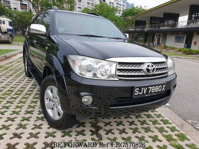 TOYOTA Fortuner