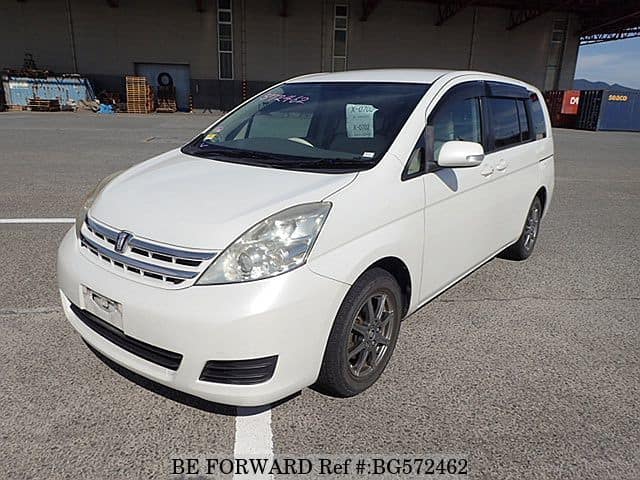 Toyota isis 2010 характеристики