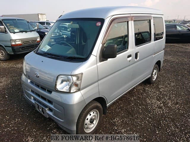 Hijet cargo машина