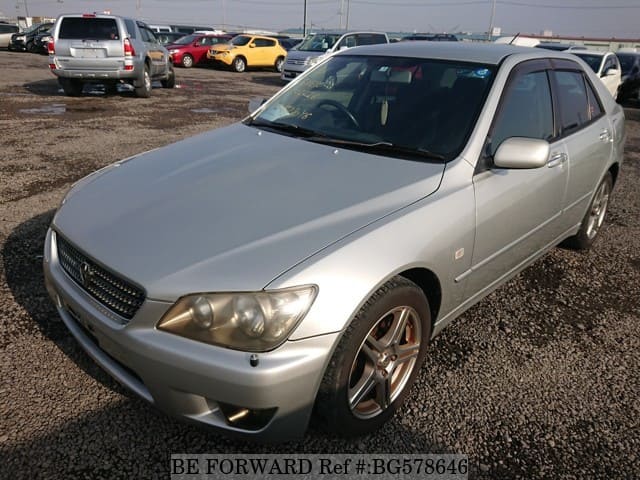 Toyota altezza 2005