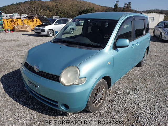 Toyota sienta 2003