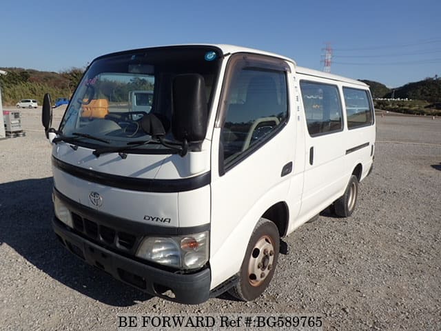 Toyota dyna van