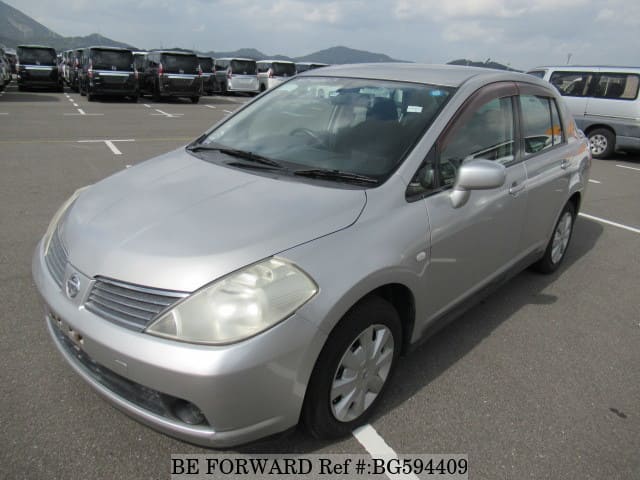 Nissan latio 2006