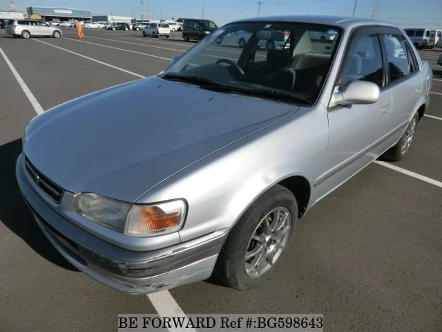 TOYOTA Corolla Sedan