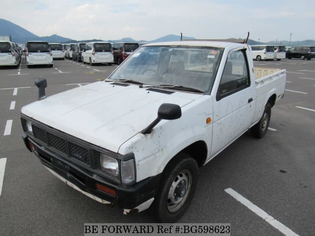 Nissan datsun 1990