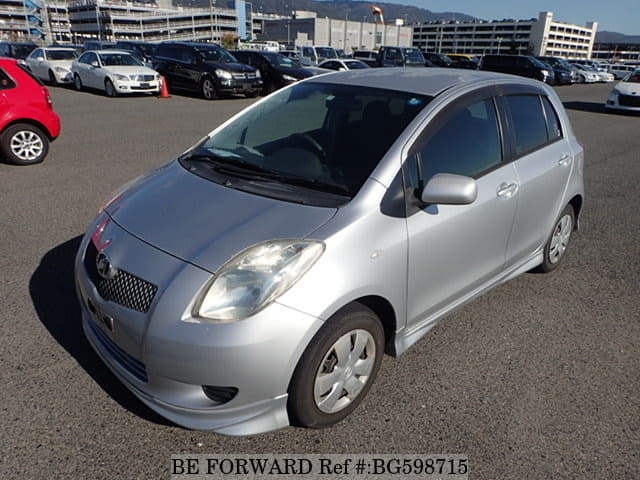 TOYOTA Vitz