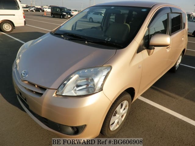 Daihatsu boon luminas