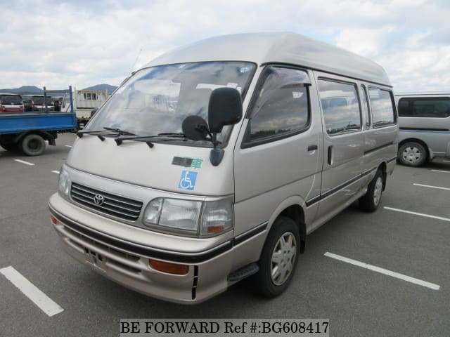 TOYOTA Hiace Wagon