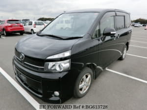 Used 2012 TOYOTA VOXY BG613728 for Sale