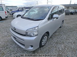 Used 2012 TOYOTA VOXY BG622163 for Sale