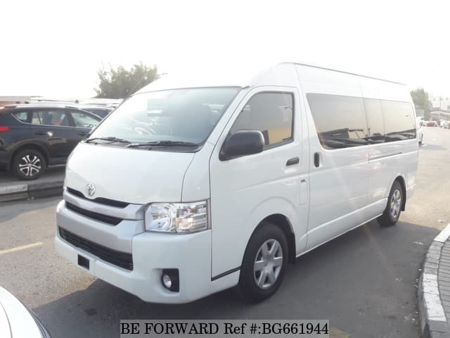 TOYOTA Hiace Commuter