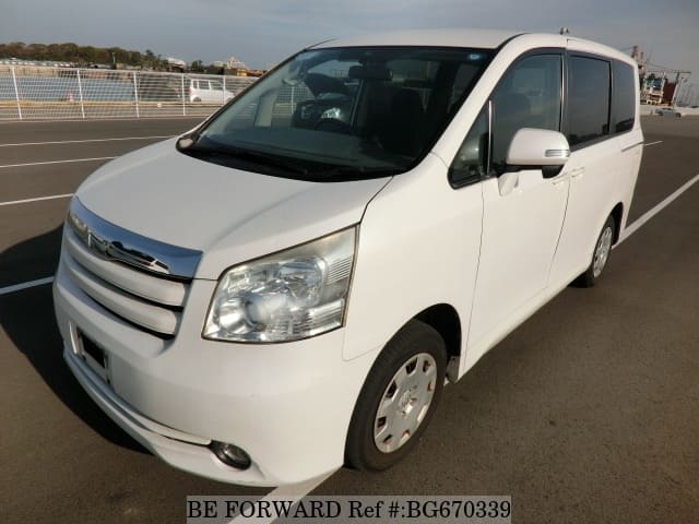 Toyota noah 2007