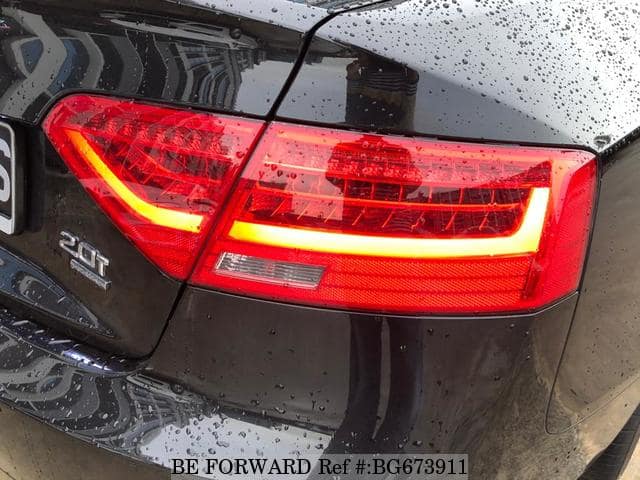 Bache pour Audi A5 Convertible 2009-2023, Bache Voiture à Fermeture éclair  Respirante pour l'extérieur, résistante aux UV, au Vent et à la  Neige(Silver Red) : : Auto et Moto