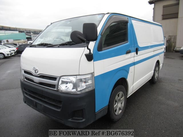 TOYOTA Hiace Van