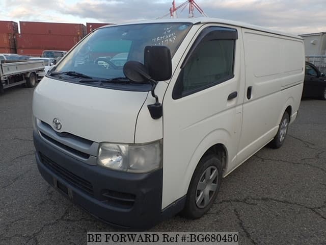 TOYOTA Hiace Van