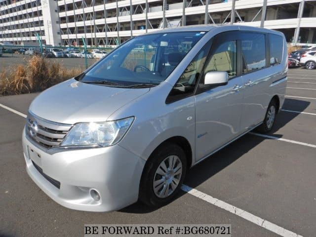 Nissan serena 2012