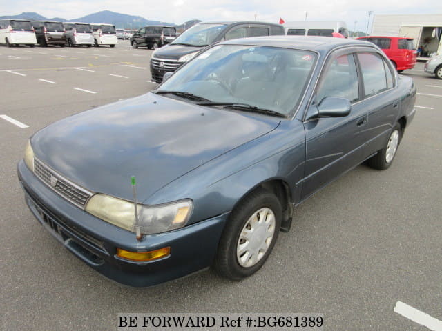 TOYOTA Corolla Sedan