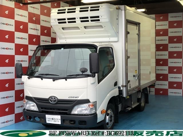 TOYOTA Dyna Truck