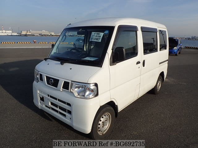 Nissan clipper van