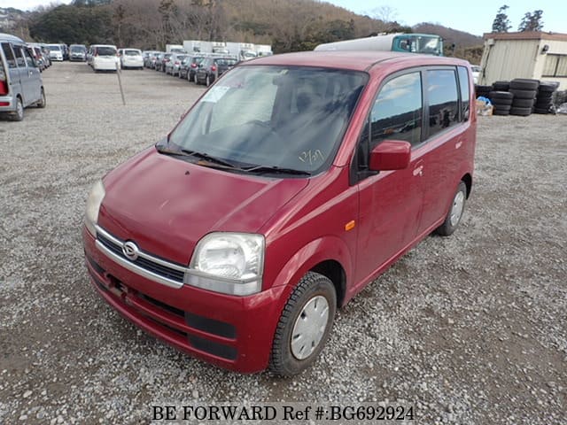 Daihatsu move 2005