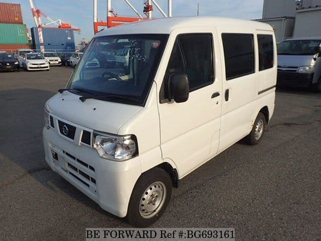 Nissan clipper van
