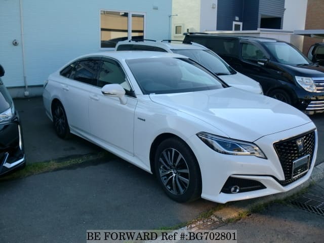 2019 Toyota Crown Hybrid