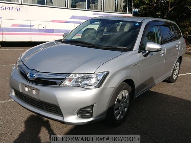 TOYOTA Corolla Fielder