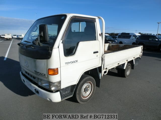 TOYOTA Toyoace