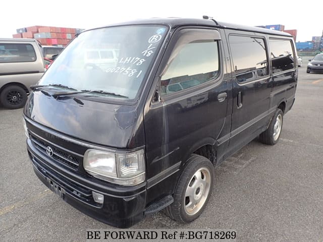 TOYOTA Hiace Van