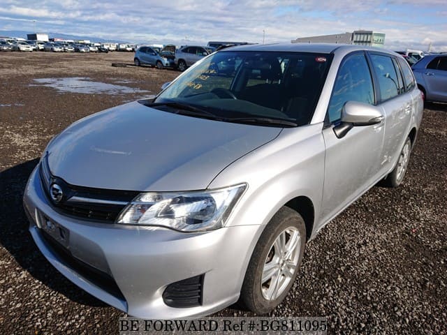 Toyota corolla fielder 2013