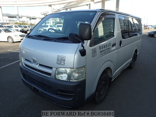 TOYOTA Hiace Van