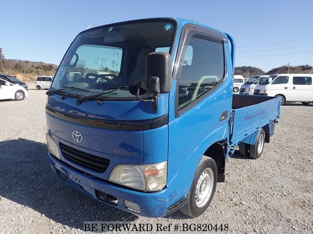 TOYOTA Dyna Truck