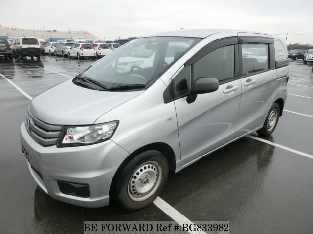 HONDA Freed Spike