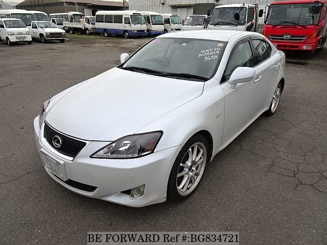 LEXUS IS