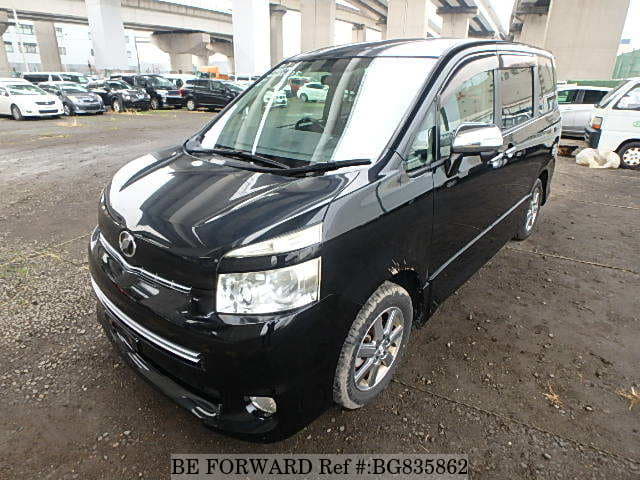 Toyota voxy 2009
