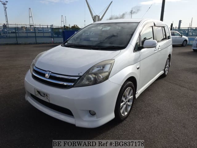 Toyota isis 2009