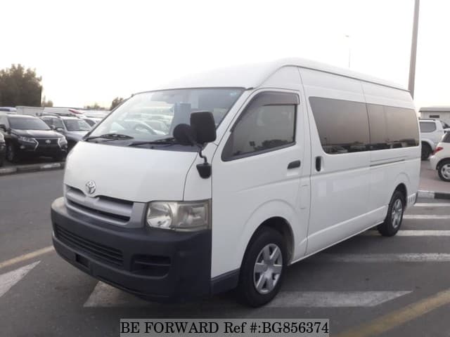 TOYOTA Hiace Commuter