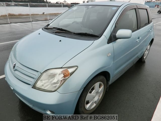 TOYOTA IST